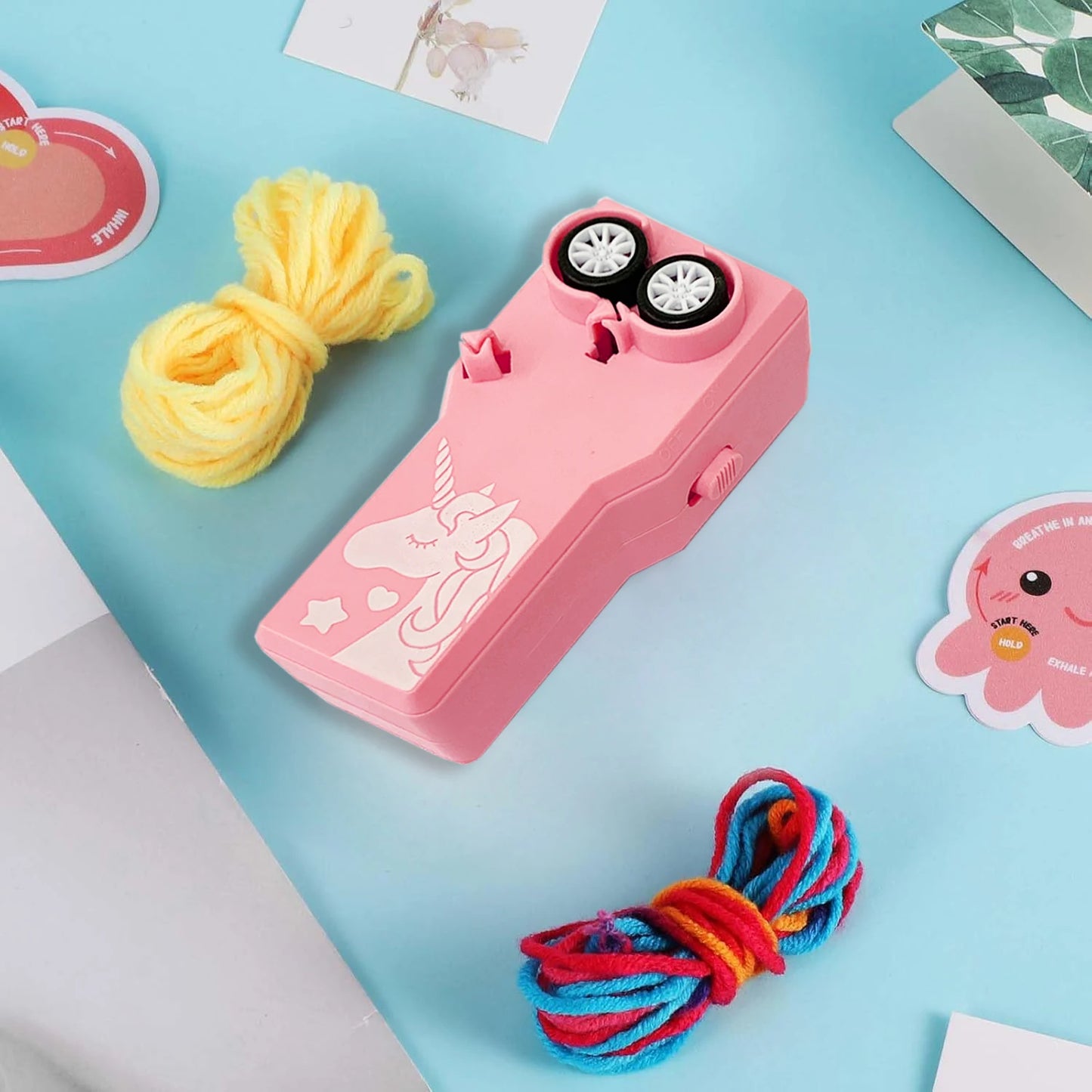 String Launcher, Cute String Shooter Toy for Cats and Dogs